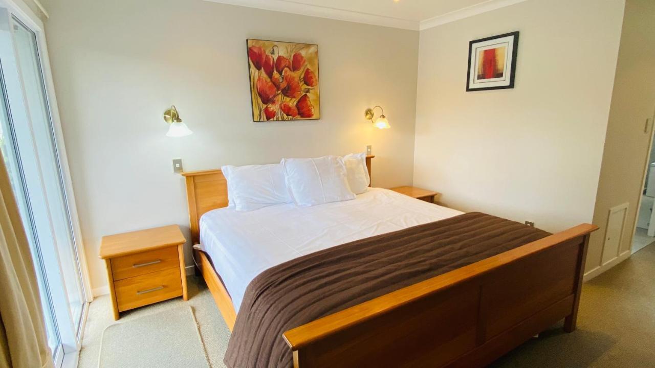 Ngati Ruanui Stratford Mountain House Hotel Exterior photo