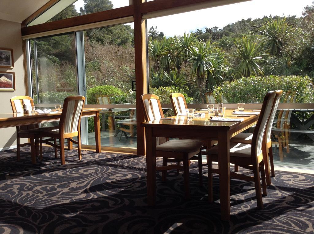 Ngati Ruanui Stratford Mountain House Hotel Exterior photo